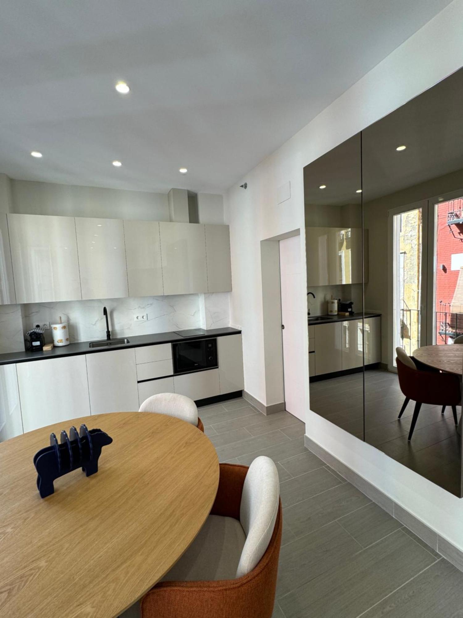 Navas Penthouse 301 By Florentia Homes * Grenada