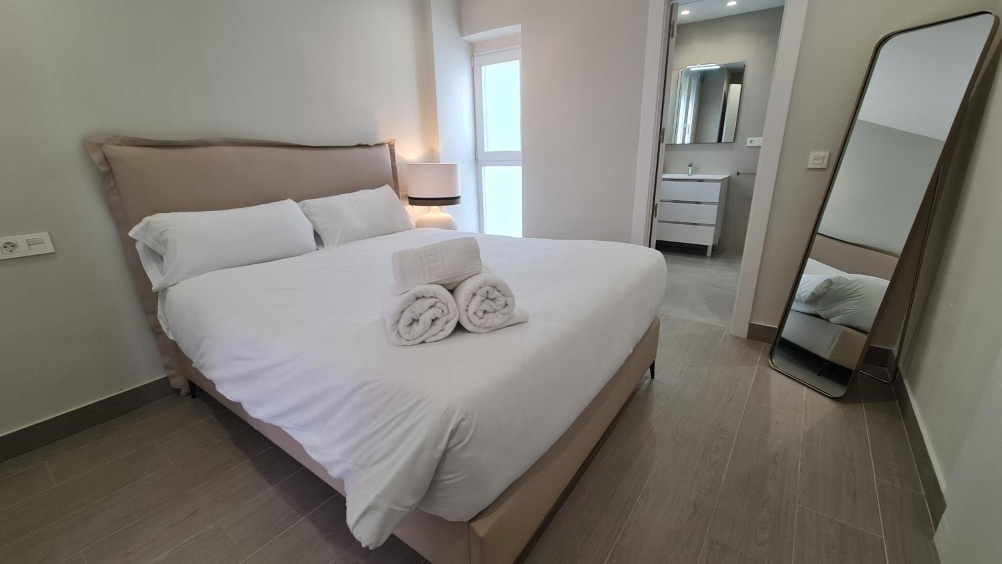 Apartment Navas Penthouse 301 By Florentia Homes *