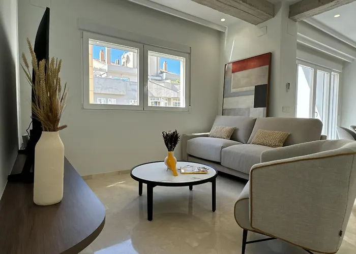 Navas Penthouse 302 By Florentia Homes